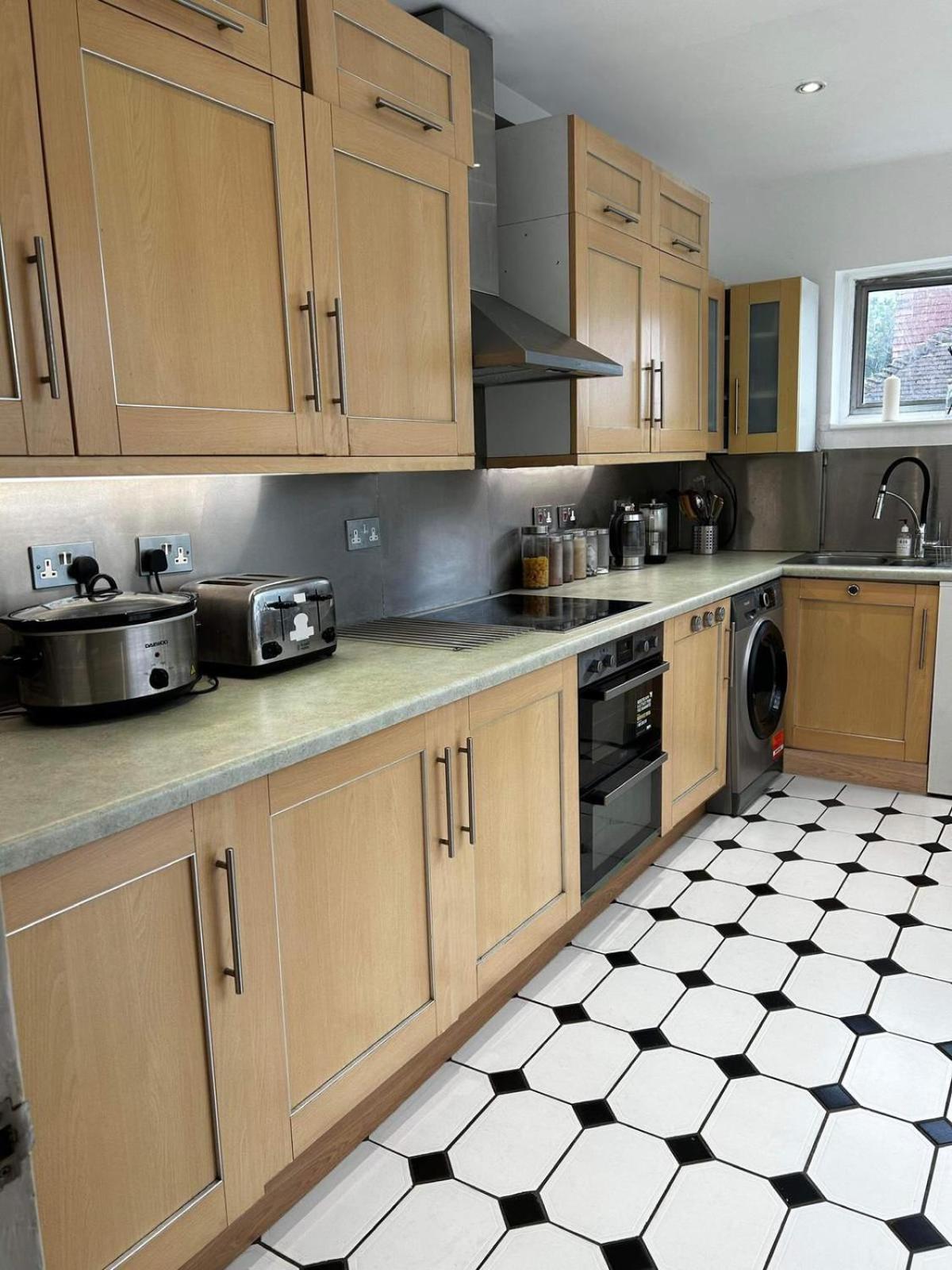 Wandworth, South London Deluxe King Room 2 المظهر الخارجي الصورة